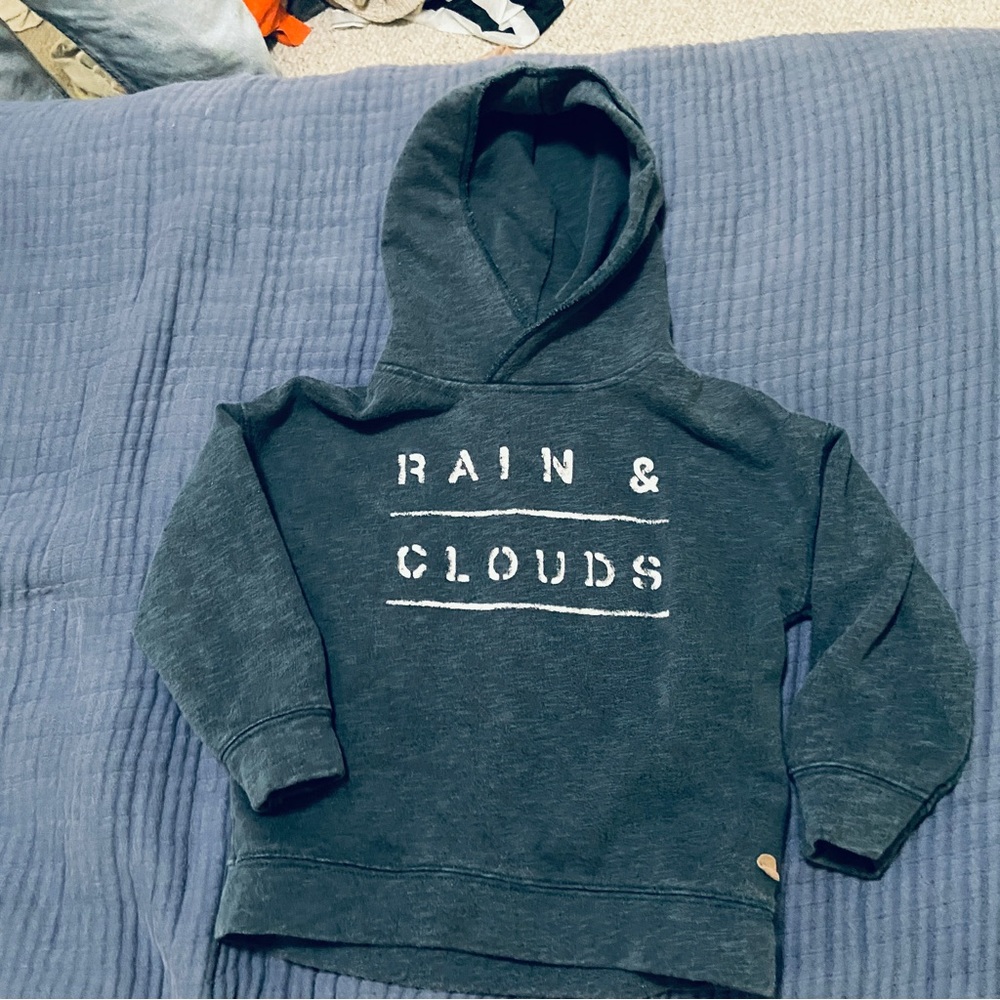 Zara Hoodie Sweatshirt Clouds & Rain Size 5